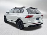 Used 2022 Volkswagen Tiguan SE R-Line image 3