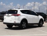 Used 2016 Toyota RAV4 LE image 4