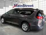 Used 2017 Chrysler Pacifica Touring-L w/ Tire & Wheel Group image 3