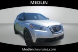 Used 2020 Nissan Kicks S image 2