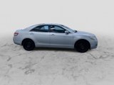 Used 2011 Toyota Camry LE image 2