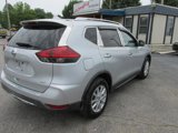 Used 2017 Nissan Rogue SV image 5