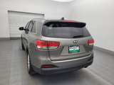 Used 2016 Kia Sorento LX w/ LX Convenience Package image 6