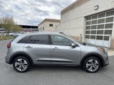 Certified 2022 Kia Niro EX Premium w/ Cold Weather Package image 2