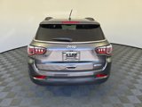 Used 2018 Jeep Compass Latitude image 3