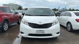 Used 2017 Toyota Sienna L image 3