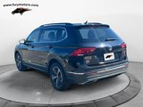 Used 2018 Volkswagen Tiguan SE w/ 18" Alloy Wheels Package image 5