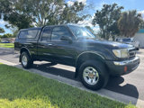 Used 2000 Toyota Tacoma PreRunner image 2