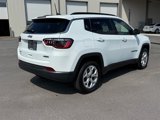 Used 2025 Jeep Compass Latitude image 3