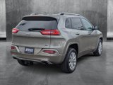Used 2017 Jeep Cherokee Overland image 5