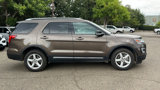 Used 2016 Ford Explorer XLT image 4