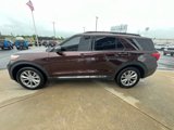 Used 2020 Ford Explorer XLT w/ Equipment Group 202A image 3