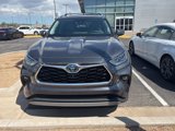 Used 2021 Toyota Highlander Platinum image 2