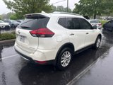 Used 2018 Nissan Rogue SV w/ Premium Package image 4