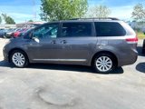 Used 2014 Toyota Sienna LE image 2