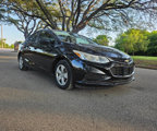 Used 2017 Chevrolet Cruze LS image 2
