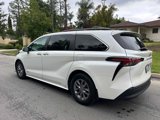 Used 2021 Toyota Sienna XLE image 5