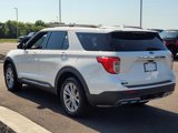 Certified 2020 Ford Explorer XLT w/ Equipment Group 202A image 3