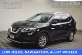 Used 2017 Nissan Rogue SV w/ SV Premium Package image 2