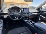 Used 2022 Nissan Altima 2.5 SV image 3