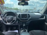 Used 2017 Jeep Cherokee Latitude w/ Cold Weather Group image 3