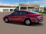 Used 2024 Hyundai Elantra SE image 4