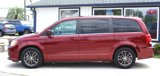 Used 2017 Dodge Grand Caravan SXT image 2
