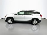 Used 2021 GMC Terrain SLE w/ Driver Convenience Package image 4