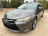 Used 2017 Toyota Camry SE image 4