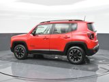 Used 2023 Jeep Renegade Latitude w/ Sun/Sound Group image 5