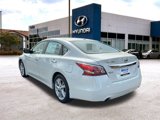 Used 2015 Nissan Altima 2.5 SV image 3