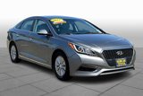 Used 2017 Hyundai Sonata SE image 2