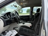 Used 2016 Dodge Grand Caravan SXT image 6