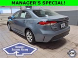 Used 2021 Toyota Corolla LE image 3