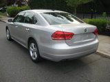 Used 2013 Volkswagen Passat 2.5 SE image 4