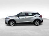 Used 2019 Nissan Kicks S image 2
