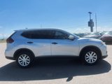 Used 2018 Nissan Rogue S image 4