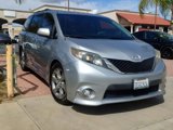 Used 2014 Toyota Sienna SE image 3