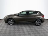 Used 2017 INFINITI QX30 Premium w/ Navigation Package image 5