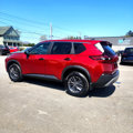 Used 2023 Nissan Rogue S image 5