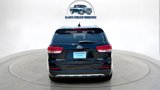 Used 2017 Kia Sorento EX image 4