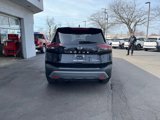 Used 2022 Nissan Rogue SV image 3