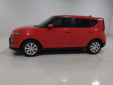Used 2020 Kia Soul LX image 2