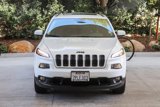 Used 2016 Jeep Cherokee Latitude image 2
