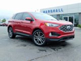 Used 2021 Ford Edge Titanium image 2