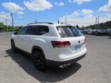 Used 2022 Volkswagen Atlas SE w/ Black Wheel Package image 3