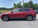 Used 2019 Volkswagen Tiguan SE w/ Panoramic Sunroof Package image 4