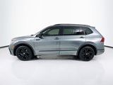 Used 2023 Volkswagen Tiguan SE R-Line image 5
