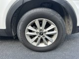 Used 2019 Kia Sorento LX image 4