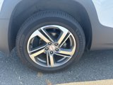 Used 2020 GMC Terrain SLT w/ Preferred Package image 2